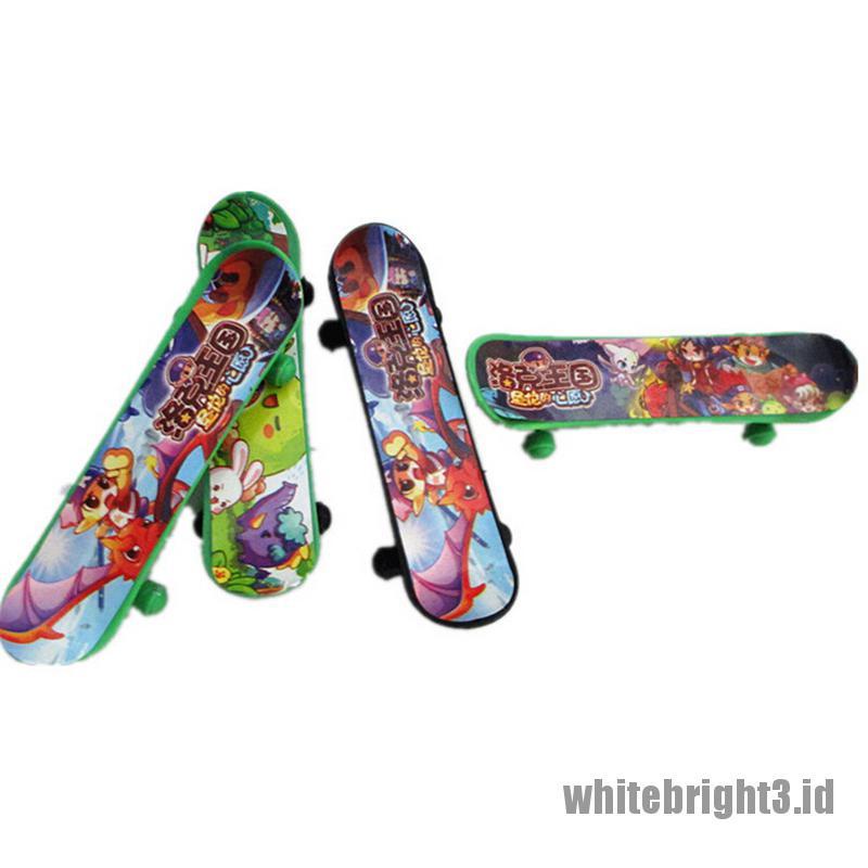 (white3) 1pc Mainan Skateboard Jari Mini Untuk Hadiah Anak Laki-Laki / Perempuan