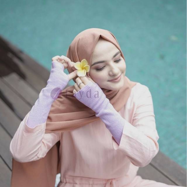 Handsock rajut plain by fayda