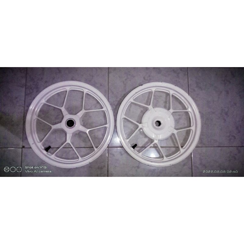 Velg Depan Belakang Vario 125/150 LED Original
