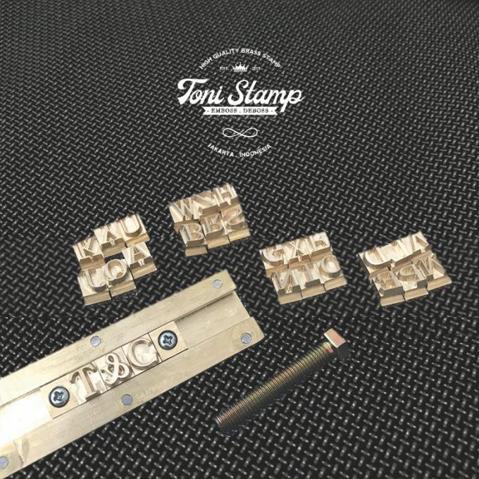 

WN05 CUSTOM PLAT KUNINGAN CETAKAN HOT STAMP EMBOSS DEBOSS ABJAD TERMURAH!!