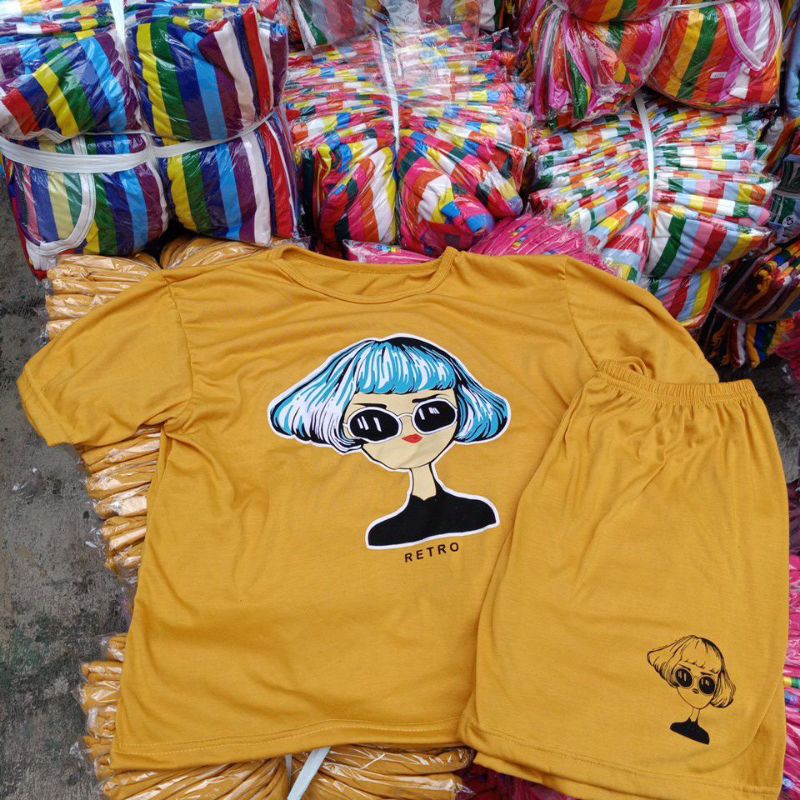 Hin Hin fashion STELAN celana pendek RETRO ukuran dewasa Hin Hin fashion STELAN celana pendek RETRO ukuran dewasa