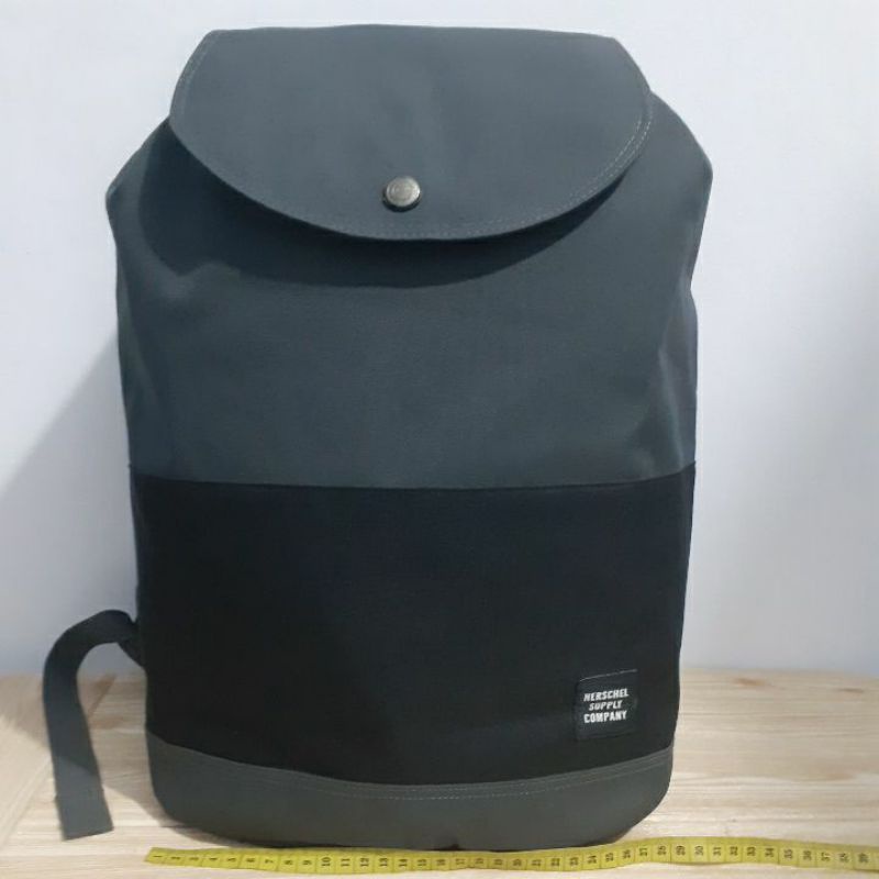 Tas Ransel Second / Preloved / HERSCHEL Backpack Serut / Bekas.