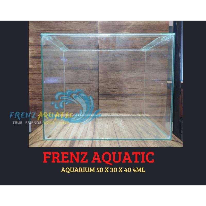 AQUARIUM 50 X 30 X 40 4ML