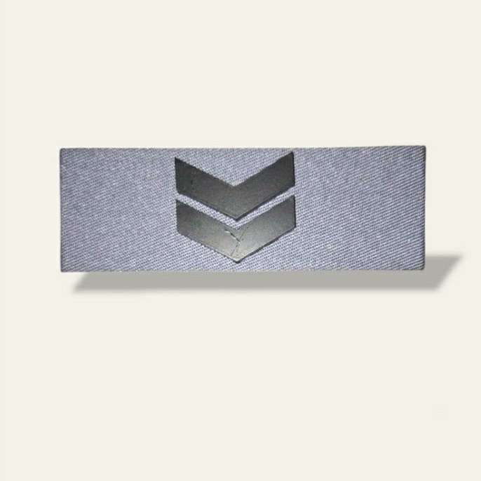 SERTU PANGKAT LOGAM TOPI KOMANDO LAYAR TNI AL TANDA PANGKAT SERSAN SATU PAKAI PENGERAS DAN PEREKAT