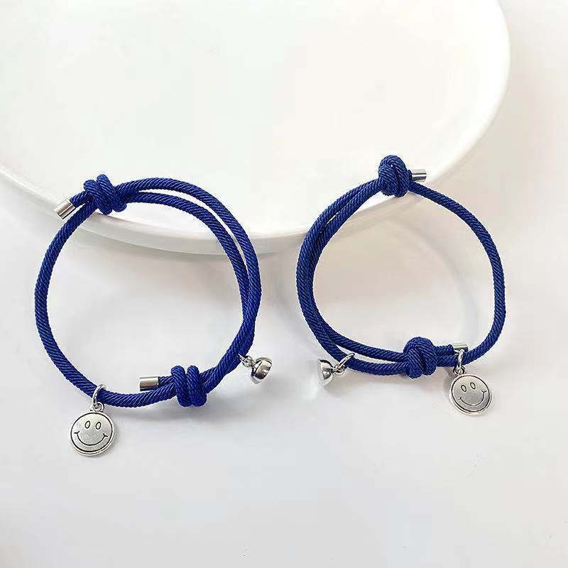 Gelang Magnetik Desain Smiley Warna Biru