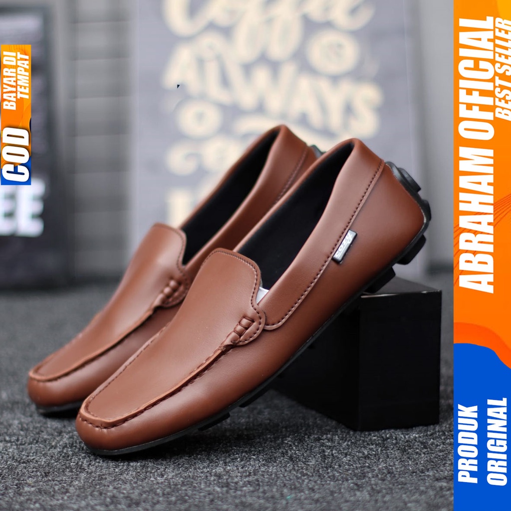 Sepatu Slip On Casual Anti Slip Kerja Santai Hitam Pria Abraham Vanezia