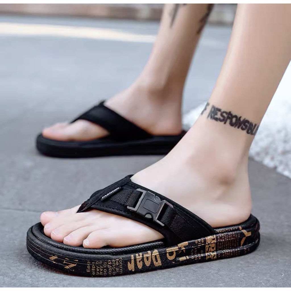 Sandal Sendal Unisex Korea Style Outdoor Traveling Sandal Sendal Unisex Korea Style Outdoor Traveling