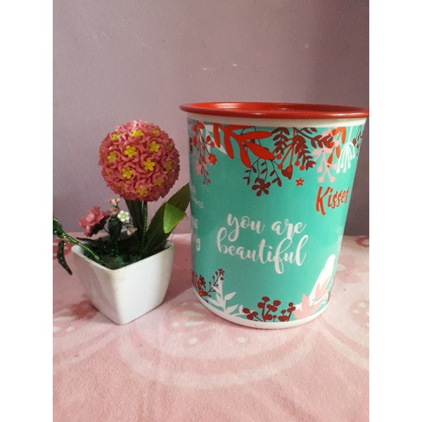 mother canister Tupperware