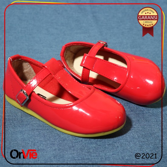 Sepatu Balet Anak Perempuan Hitam Putih Merah Glossy Formal | Flasshoes Onvie