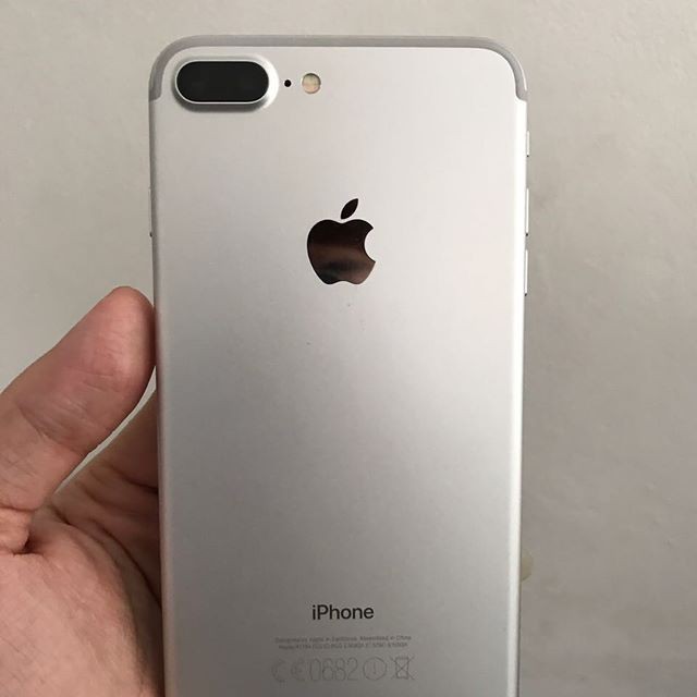 Apple Iphone 7 Plus Silver 32gb Second International Shopee