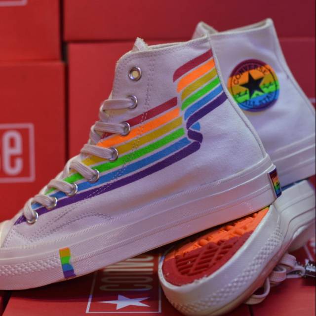 Sepatu Converse/ Converse premium / Converse pelangi hi