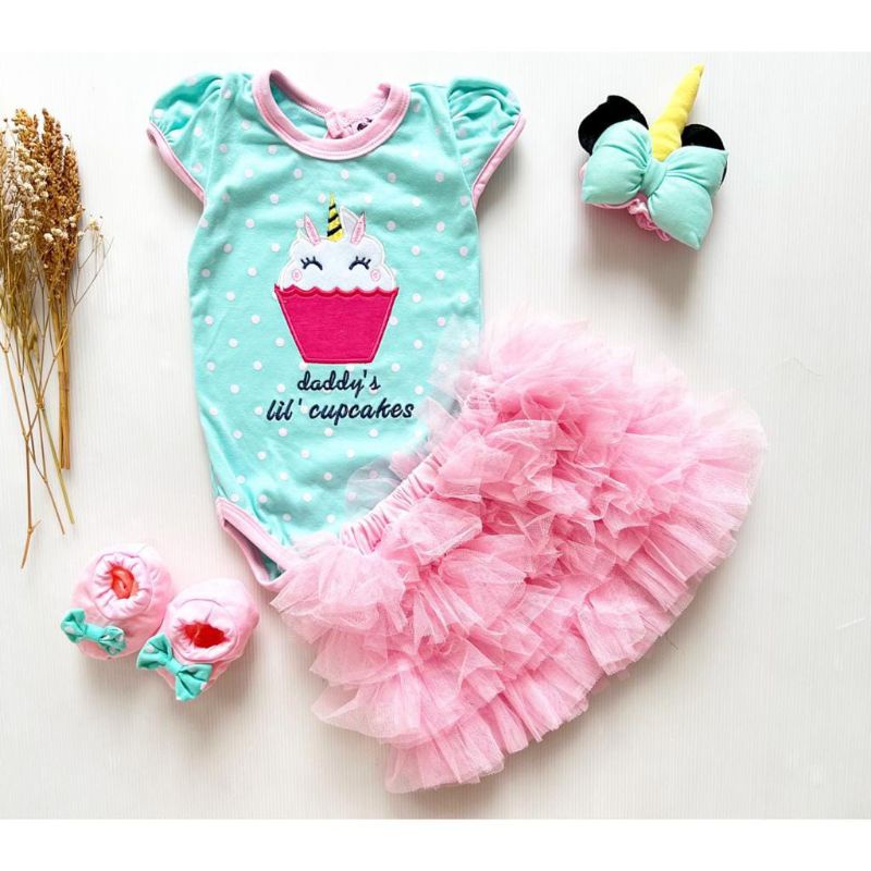 SETELAN BAJU BAYI PEREMPUAN 0-18 BULAN ROK CELANA TUTU GOTIK ROCELA / SET KAOS ROK TUTU GOTIK PETIT / SETELAN BAJU BAYI CEWEK LUCU / SETELAN JUMPER ROK TUTU TSUM TSUM UNICORN CUPCAKES