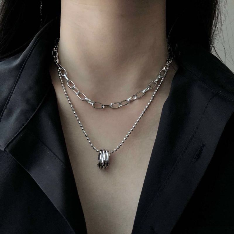 Kalung Rantai Klavikula Multilayer Bahan Titanium Steel Gaya Hip Hop Korea Untuk Aksesoris