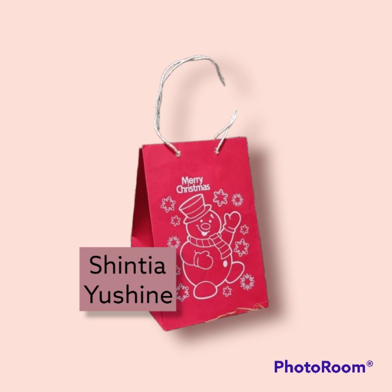 

paperbag natal merah 16x16x25