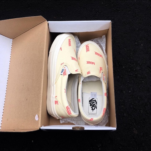 Vans SlipOn OG Logo Print
