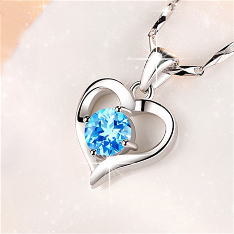 [Ready Stock]Fashion Fresh Simple Blue Diamond Necklace Love Pendant