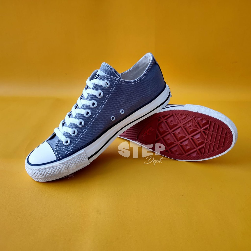 Sepatu Warrior Sparta LC Grey (Abu)