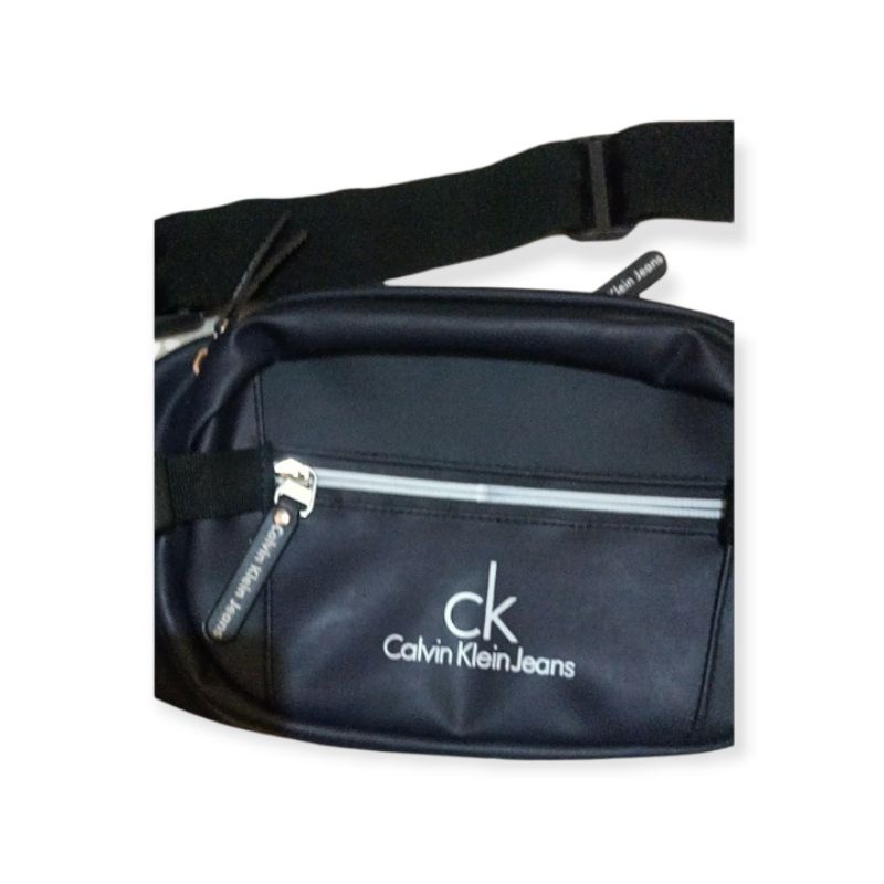 TAS SELEMPANG /PINGGANG CALVIN KLEIN JEANS