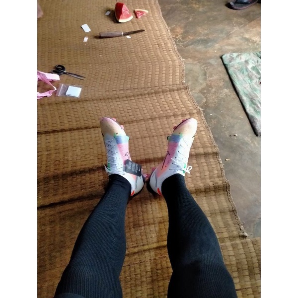 SepatuBolaNikeMercurialVavor14EliteDragonflyWhite