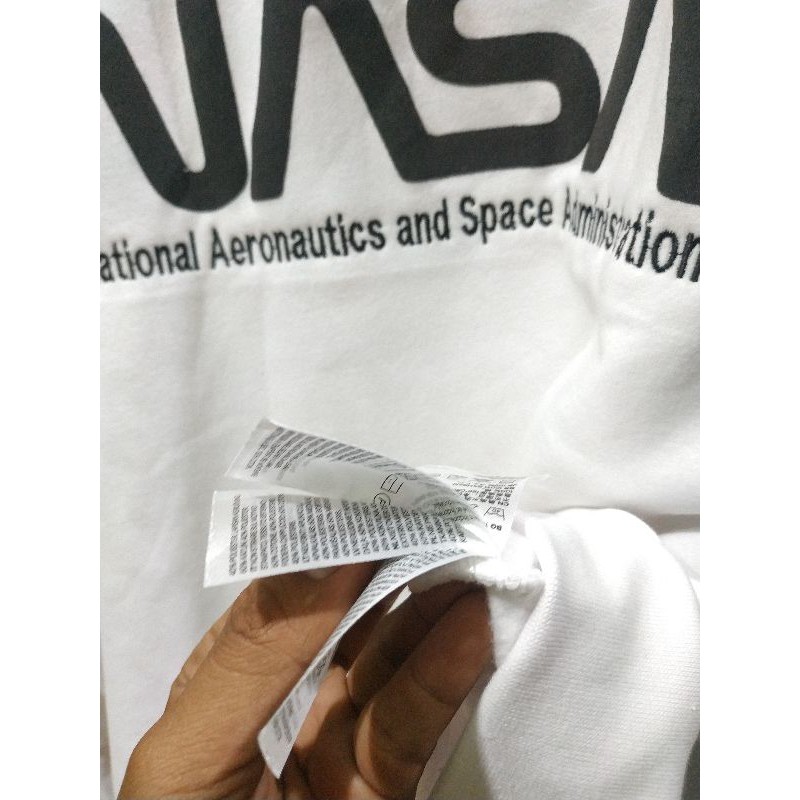 Sweater Crewneck H&amp;M Hnm Nasa White Putih Unisex Full Tag Free Paper Bag