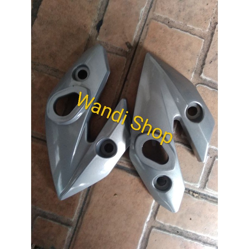 dudukan lampu Vixion old kuping lampu Vixion old