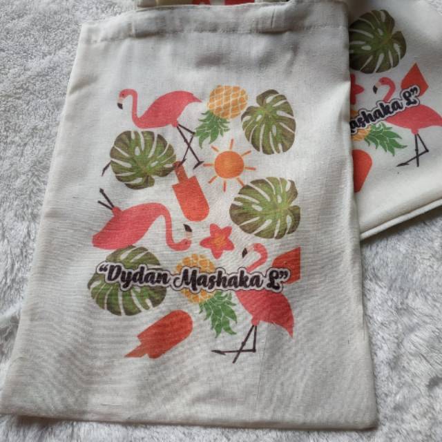 

(30x40) Tas Blacu bridesmaide custome design