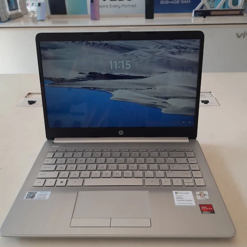 Laptop HP 14s Baru