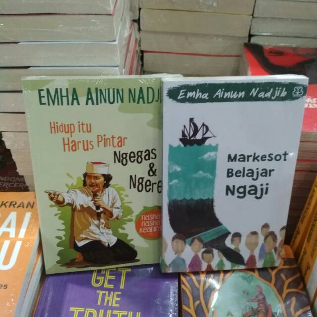 Paket 2 buku Cak Nun Markesot belajar nagji - Hidup itu harus pintar ngegas dan ngerem - Emha Ainun