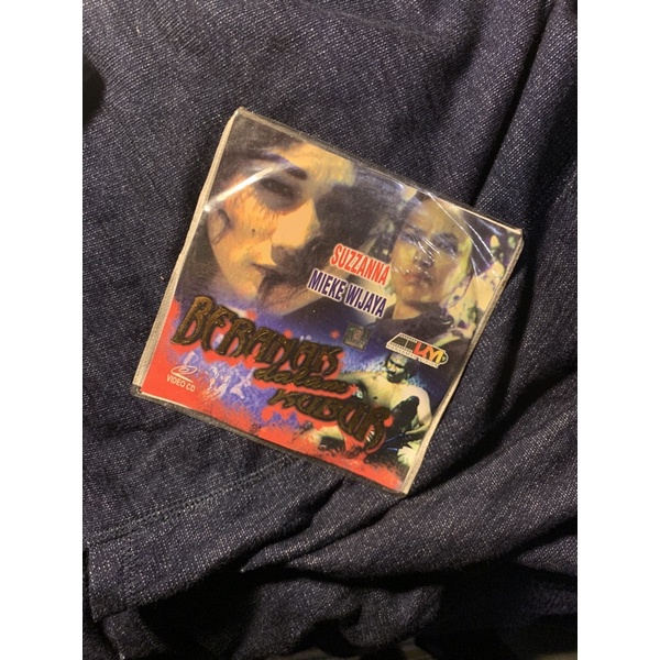 VCD ORIGINAL BERANAK DALAM KUBUR SUZZANNA SUZANNA SUZZANA