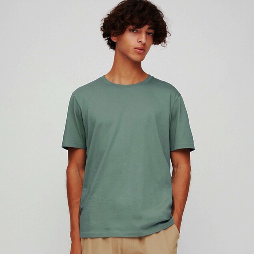 T-shirt Kaos Polos UNIQLO 100% ORIGINAL - GREEN