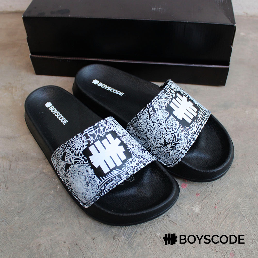 Sendal Slide Pria Distro Boyscode Logo Batik Original Fullblack / Sendal Selop / Sendal Slip On Pria