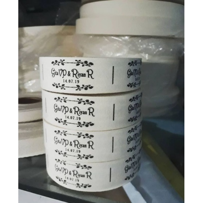 

LABEL HIJAB,LABEL PITA,LABEL KAOS,LABEL SATIN,LABELBAJU,MURAH MERIAHHH