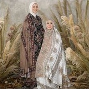 Hajijah Prayer Set by Diario x Dwihanda Humaira Prayer Set