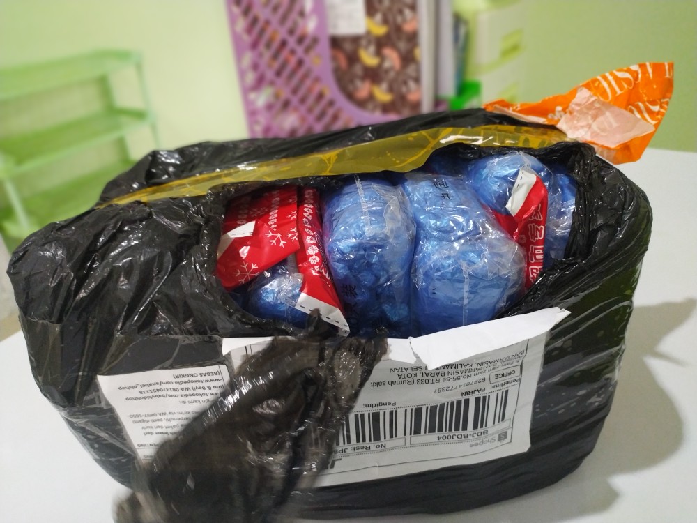 100pcs (50psg) Sarung Sepatu Model Anti-air Sekali Pakai Bahan Plastik 2h75