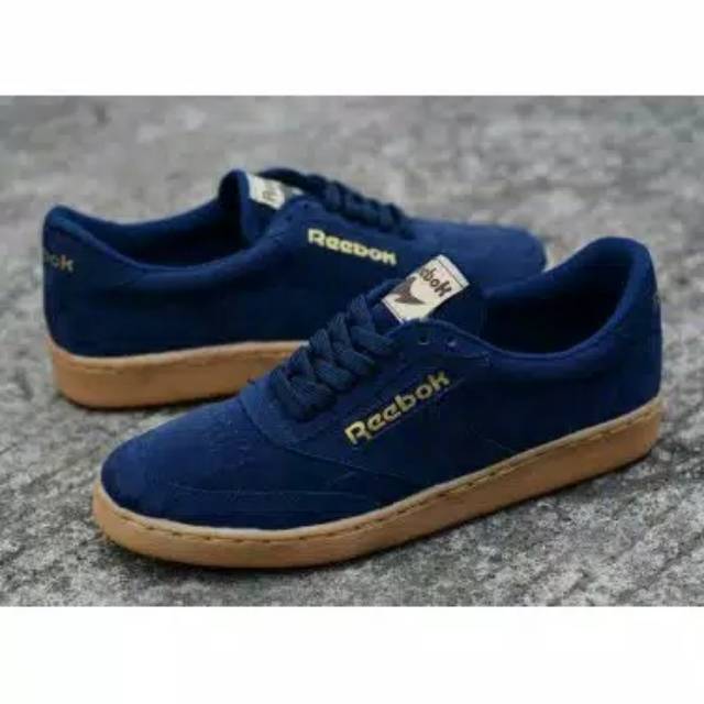 reebok classic suede black