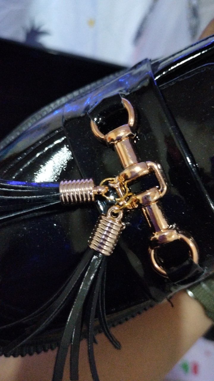 Sepatu Oxford Wanita - Sepatu Docmart Lonceng Tassel Hot Item - Bisa Bayar Di Tempat(cod)