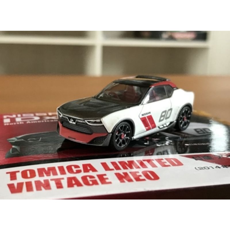 TOMICA LIMITED VINTAGE NISSAN IDX