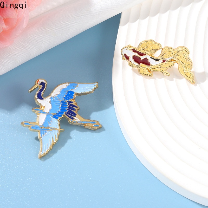 Whale Bros Pin Enamel Bentuk Ikan Paus Bahan Metal Untuk Hadiah