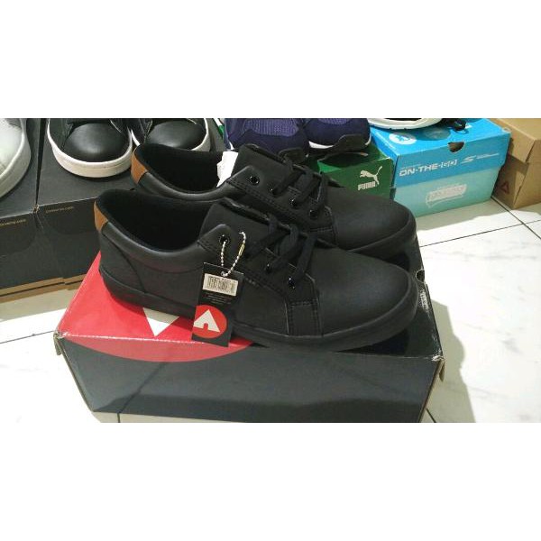 sepatu airwalk christoper full black