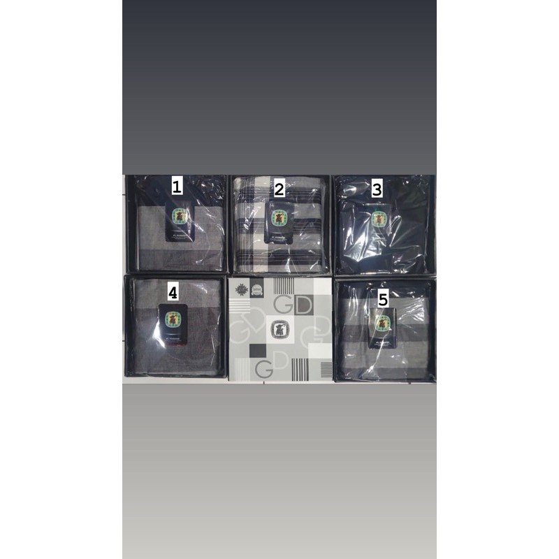 SARUNG GAJAH DUDUK HITAM PUTIH