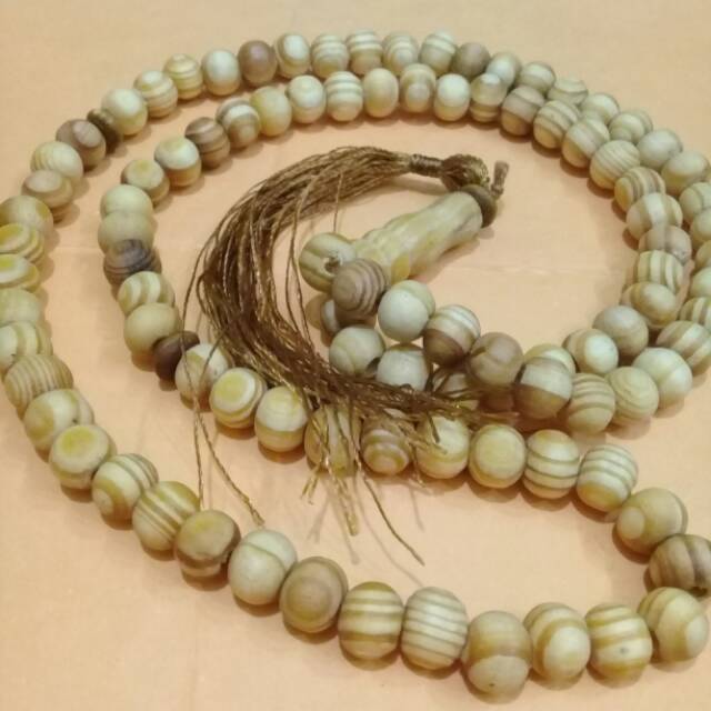 tasbih pusar bumi