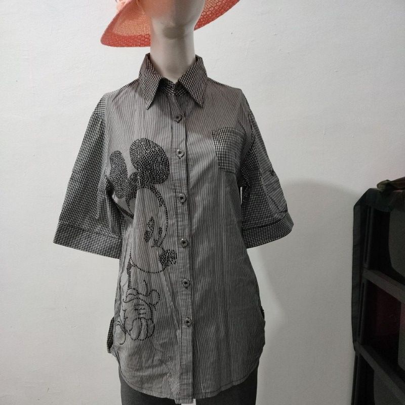 TT-010, kemeja motif mickey made in france