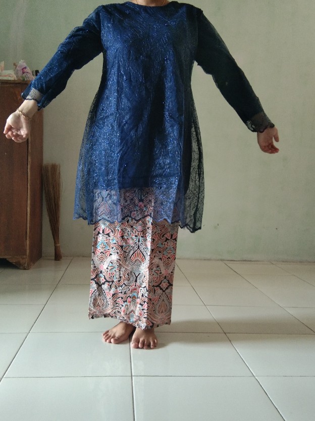 Maura Couple - Sania Ruffle Batik Couple Ori Ndoro Jowi Dnt Garansi Termurah Shopee - Kebaya Modern