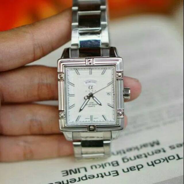 Jam tangan pria Alfa Tanggal hari