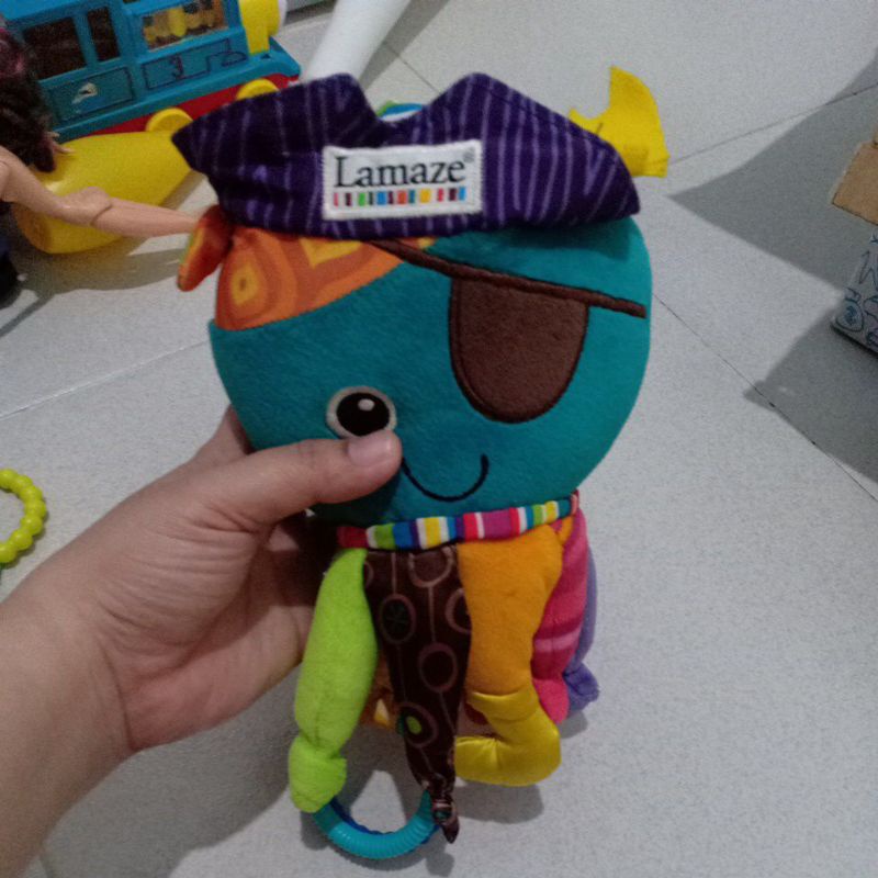 Mainan bayi gurita lamaze bajak laut