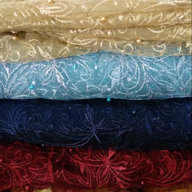 Kain tile motif mutiara