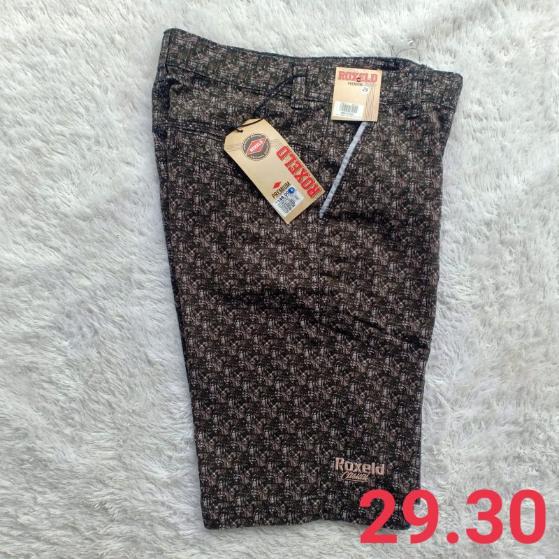 Celana Pendek Roxeld