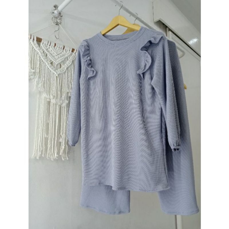 set knit tbell