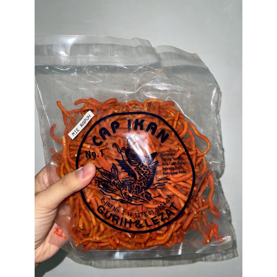 

Snack Mie Lidi Cap ikan / Mie Rapuh Cap Ikan Kerupuk Pedas khas Medan 250 Gram