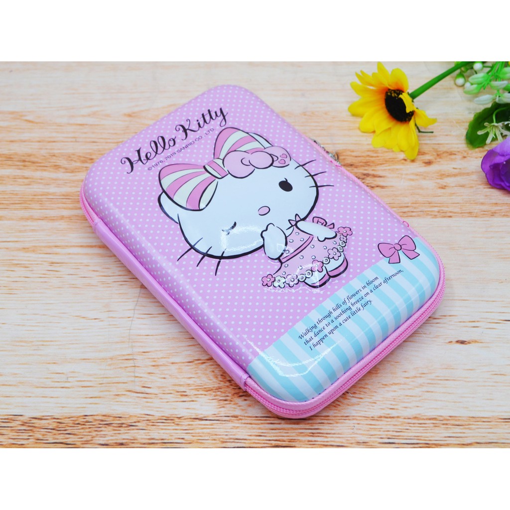 

KOTAK PENSIL 3D HELLO KITTY TEMPAT PENSIL HELLO KITTY 3D
